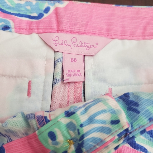 Lilly Pulitzer Adie Shorts - Picture 5 of 5